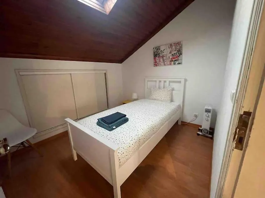 Charming Apartment Near Campo Martires Da Patria Lisboa 0*,